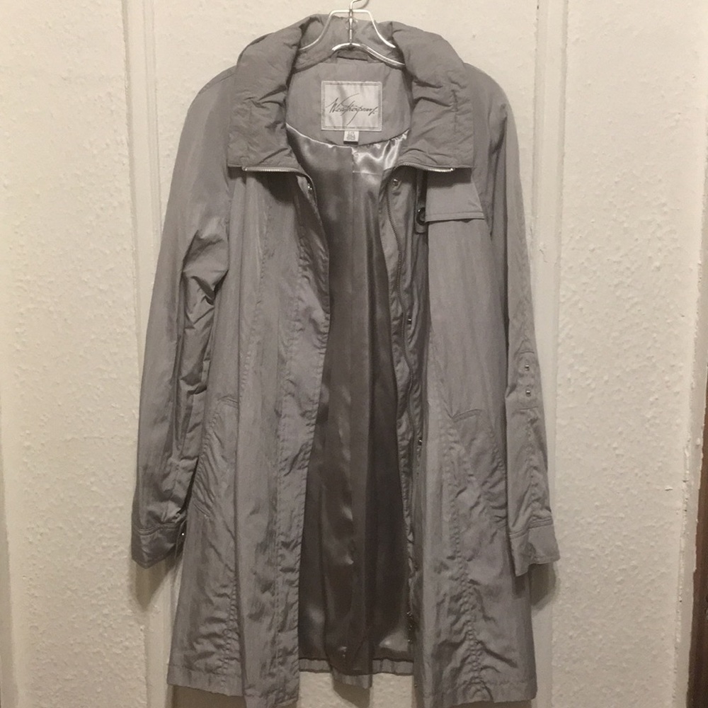 NWOT WEATHERPROOF ZIPPERED RAIN COAT